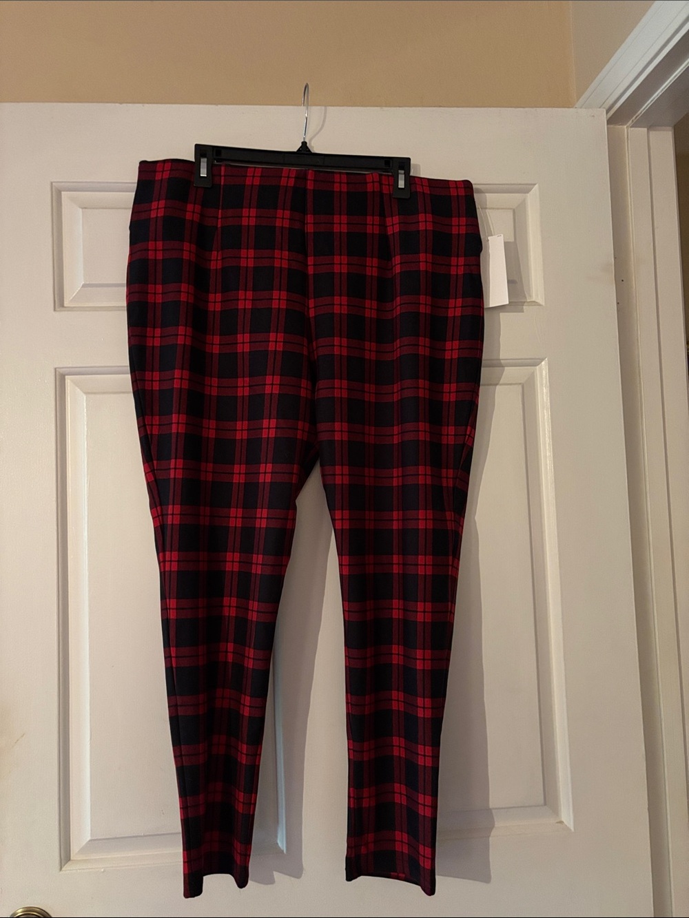 Investments Red and Black Plaid Ankle Pants